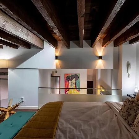 Daire Fr26 Luxurious Apartment, 2 Minutes From Cathedral