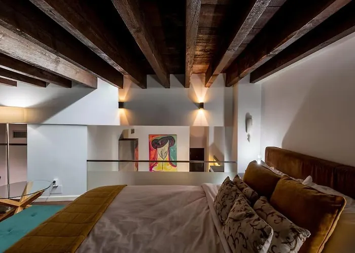 Appartamento Fr26 Luxurious Apartment, 2 Minutes From Cathedral Siviglia