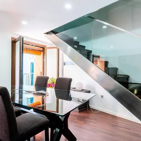Fr26 Luxurious Apartment, 2 Minutes From Cathedral Апартаменты