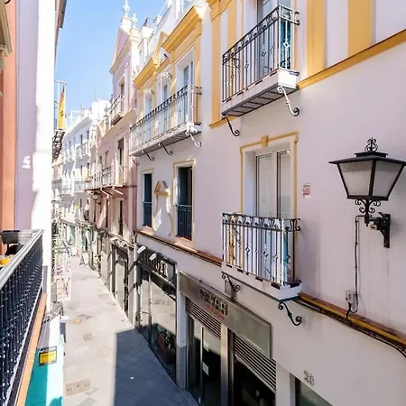 Fr26 Luxurious Apartment, 2 Minutes From Cathedral